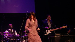 Beth Hart on Oct 23, 2014 [907-small]