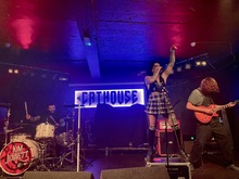 tags: Kim Jennett, Glasgow, Scotland, United Kingdom, Cathouse - Geoff Tate / Kim Jennett on Oct 18, 2024 [389-small]
