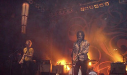 The Raconteurs on Oct 18, 2006 [142-small]