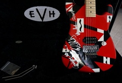 Van Halen / Ky-Mani Marley / The Bouncing Souls on Dec 7, 2007 [479-small]