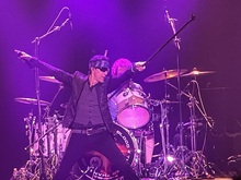 Extreme / Living Colour on Aug 15, 2023 [023-small]