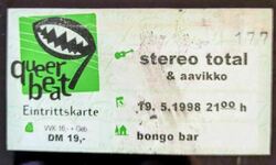 Stereo Total / Aavikko on May 19, 1998 [979-small]