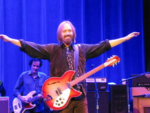 Tom Petty And The Heartbreakers / The Smithereens on Jun 15, 2013 [184-small]
