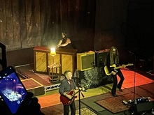 Kiefer Sutherland / Sari Schorr & Jim Kirkpatrick on Jul 26, 2023 [083-small]