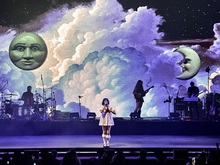 Halsey / Alemeda on Jul 6, 2025 [620-small]
