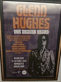 Glenn Hughes / Sophie Lloyd on Oct 22, 2025 [381-small]