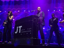 Justin Timberlake on Dec 11, 2013 [266-small]