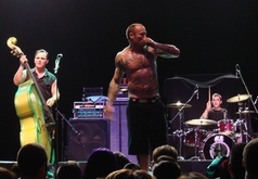 Guana Batz, tags: Guana Batz, Grove of Anaheim - Tiger Army / Guana Batz / Creature Feature on Oct 26, 2008 [607-small]