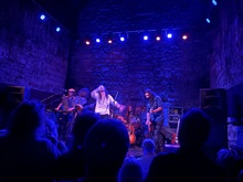 tags: The Commoners, Edinburgh, Scotland, United Kingdom, The Caves - The Commoners / Madison Galloway on Jul 26, 2024 [742-small]