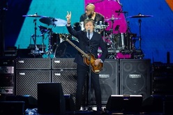 Paul McCartney on Oct 17, 2025 [818-small]