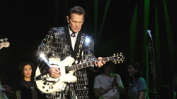Chris Isaak on Jul 12, 2023 [832-small]