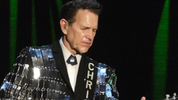 Chris Isaak on Jul 12, 2023 [839-small]