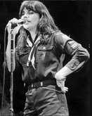 Linda Ronstadt on Sep 29, 1977 [424-small]