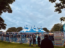 tags: Travis, North Berwick, Scotland, United Kingdom, Crowd, The Big Top - Travis / Alas de Liona on Aug 5, 2023 [743-small]