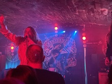 The Hot Damn! (GB) / Warrior Soul / Lowdrive on Nov 18, 2023 [664-small]