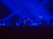 John Legend at The Met in Philadelphia, John Legend / Kindred the Family Soul on Nov 5, 2025 [976-small]