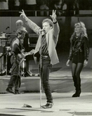 Bruce Springsteen & The E Street Band on Apr 2, 1988 [672-small]