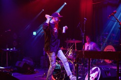 tags: headcage - Twin Atlantic / headcage / Carry the Crown on Nov 14, 2023 [255-small]