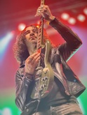 Mammoth WVH / Myles Kennedy / Return to Dust on Nov 8, 2025 [846-small]
