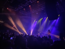 Khruangbin / Foreign Air on Nov 11, 2025 [435-small]