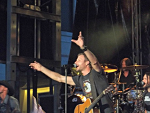 Dierks Bentley / Chris Stapleton on Jun 13, 2013 [672-small]