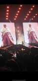 Benson Boone / Elliot James Reay / Sir Brian May on Nov 4, 2025 [550-small]