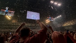 Billie Eilish / Syd on Jul 19, 2025 [542-small]