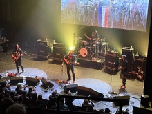 Tom Morello / The Neighborhood Kids on Nov 13, 2025 [962-small]