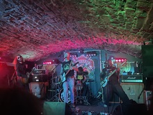 tags: Electric Black, Edinburgh, Scotland, United Kingdom, Bannerman's - The Hot One Two / Electric Black / Voodoo Sioux on Nov 14, 2025 [847-small]