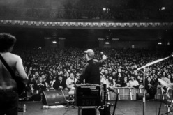 Mac DeMarco / Mock Media / Tex Crick on Nov 10, 2025 [439-small]