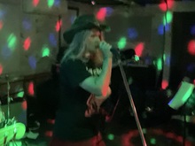 Trash Panda Kill Kill / Treefort / The Journals Kept / Tidy Sum / The Original Cowards / Bigger Stars on Nov 15, 2025 [545-small]