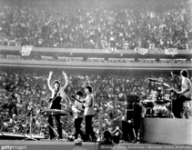The Beatles / The Remains / Bobby Hebb / The Cyrkle / The Ronettes on Aug 23, 1966 [159-small]