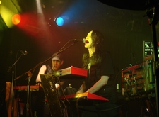 Imperative Reaction ~ Clint Carney, tags: Imperative Reaction, Los Angeles, California, United States, The Viper Room - Julien-K / Imperative Reaction / The Sweet Kill on Nov 21, 2008 [464-small]