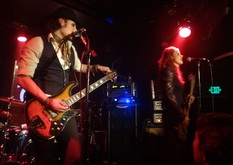 Vera Mesmer ~ Chris Turner & Nadja Peulen, tags: Vera Mesmer, Los Angeles, California, United States, The Viper Room - Julien-K / Kill Matriarch / Vera Mesmer / Decode Radio on Apr 27, 2012 [707-small]
