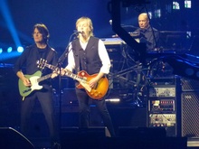 Paul McCartney / Chris Holmes on Nov 18, 2025 [809-small]