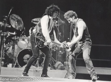 Bruce Springsteen / Jimmy Cliff on Apr 11, 1993 [394-small]