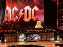 AC/DC / Amyl and the Sniffers / Large Mirage on Nov 25, 2025 [870-small]