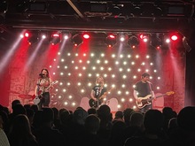 Momma / Narrow Head / Jawdropped on Nov 22, 2025 [100-small]