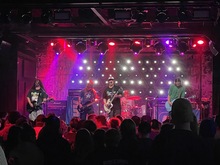 Momma / Narrow Head / Jawdropped on Nov 22, 2025 [104-small]