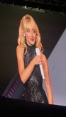 Sabrina Carpenter / Olivia Dean / Amber Mark on Oct 26, 2025 [404-small]
