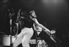 Bruce Springsteen & The E Street Band on Nov 29, 1974 [339-small]