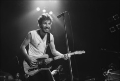 Bruce Springsteen & The E Street Band on Nov 29, 1974 [348-small]