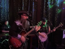 Eyrie House Ruins / Two Wrong Turns / Luke Deroy on Nov 30, 2025 [862-small]