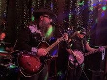 Eyrie House Ruins / Two Wrong Turns / Luke Deroy on Nov 30, 2025 [919-small]