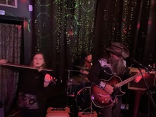Eyrie House Ruins / Two Wrong Turns / Luke Deroy on Nov 30, 2025 [921-small]