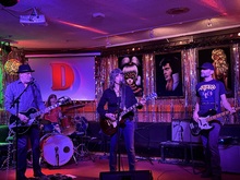 Del Vox, tags: Del Vox - Mid Century Mods / Surf The Pines / Del Vox on Dec 5, 2025 [349-small]