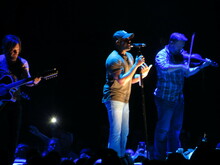 Darius Rucker / Brett Eldredge / Brothers Osborne / A Thousand Horses on Jun 27, 2015 [157-small]