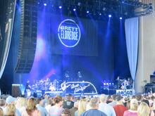 Darius Rucker / Brett Eldredge / Brothers Osborne / A Thousand Horses on Jun 27, 2015 [159-small]