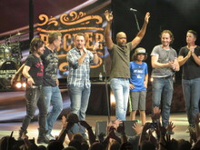 Darius Rucker / Brett Eldredge / Brothers Osborne / A Thousand Horses on Jun 27, 2015 [162-small]