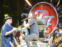 Foo Fighters / Naked Raygun on Aug 27, 2015 [217-small]